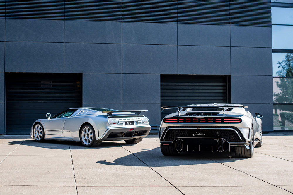 El último Bugatti Centodieci posa con su antepasado, el EB110 5 Motor16 2022 Bugatti EB110SS y Bugatti Centodieci 3 1 Motor16