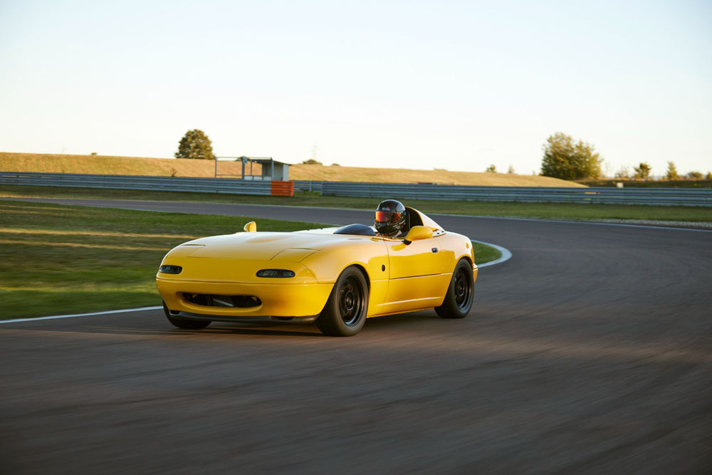 Gorgona convierte tu Mazda MX-5 en un emocionante monoplaza 30 Motor16 2022 Gorgona NM Concept Mazda MX 5 NA 31 Motor16