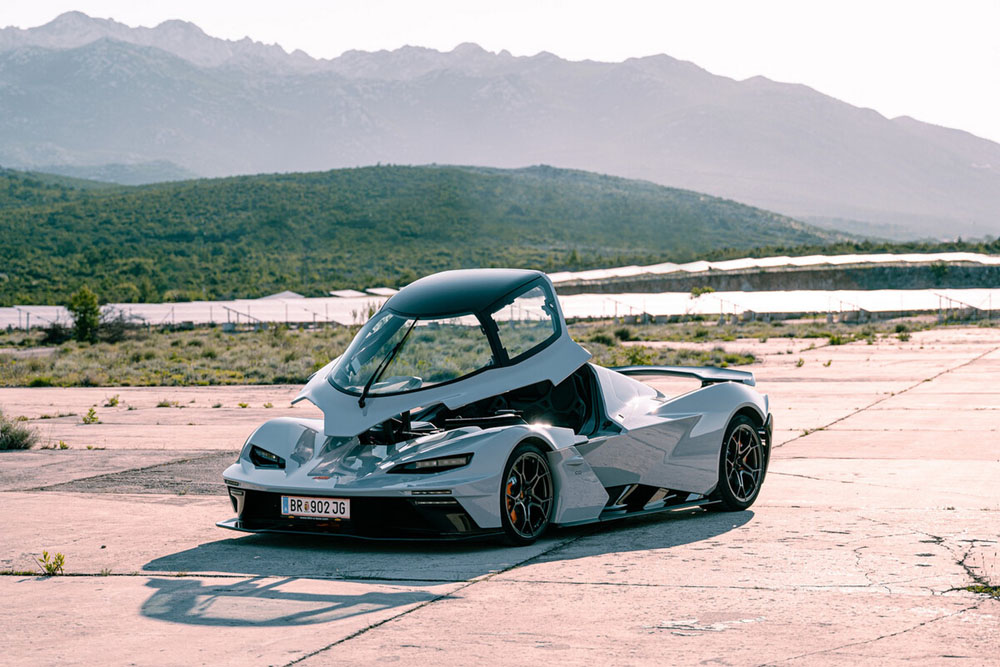 KTM X-BOW GT-XR. Un bólido de circuito para carreteras abiertas 18 Motor16 2022 KTM X Bow GT XR 10 Motor16