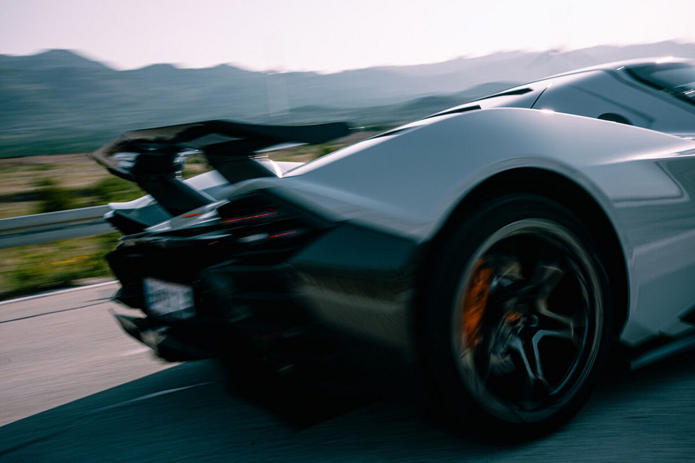 KTM X-BOW GT-XR. Un bólido de circuito para carreteras abiertas 35 Motor16 2022 KTM X Bow GT XR 3 Motor16