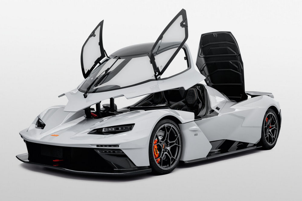 KTM X-BOW GT-XR. Un bólido de circuito para carreteras abiertas 3 Motor16 KTM X-BOW GT-XR. Imagen estudio delantera.