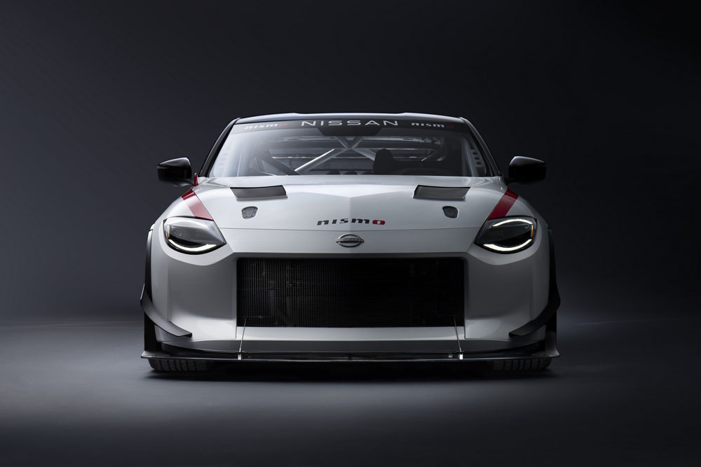 El deportivo Nissan Z ya tiene su versión para circuito 2 Motor16 Nissan Z GT4. Imagen estudio frontal.