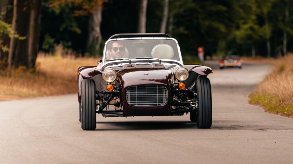 Caterham lanza dos ediciones especiales del Seven con alma clásica 1 Motor16 Caterham Super Seven 600. Imagen exterior.