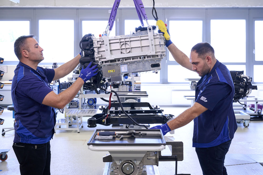 BMW ya fabrica la mecánica de hidrógeno del iX5 Hydrogen 8 Motor16 2022 fabrica mecanica hidrogeno bmw 7 Motor16