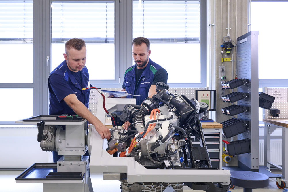 BMW ya fabrica la mecánica de hidrógeno del iX5 Hydrogen 9 Motor16 2022 fabrica mecanica hidrogeno bmw 8 Motor16