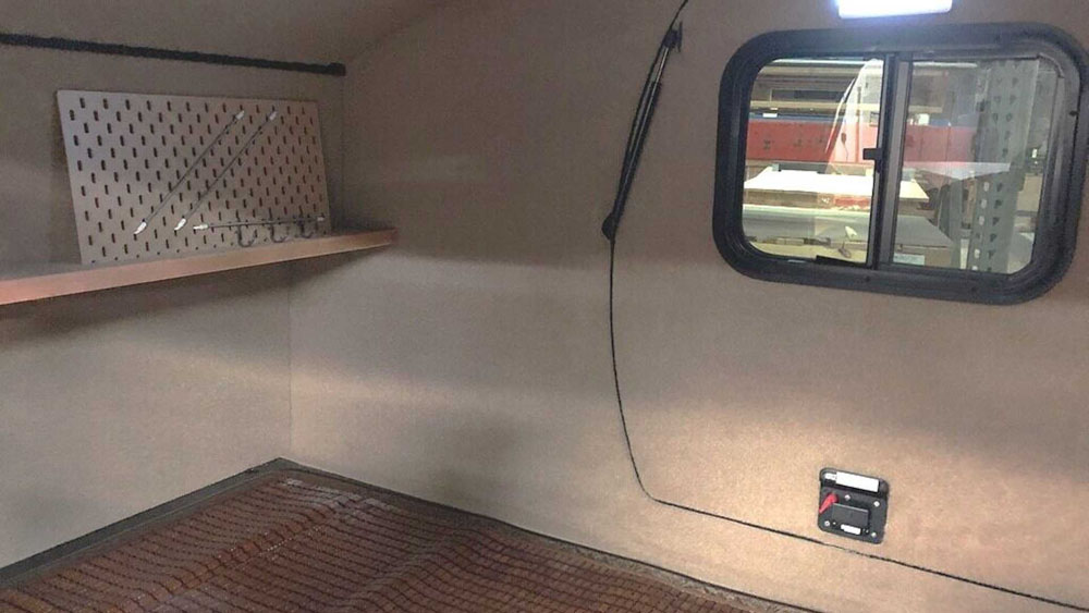 La caravana más ligera del mundo pesa 225 kilos y es de carbono 13 Motor16 2022 rift utility camper carbono 11 Motor16