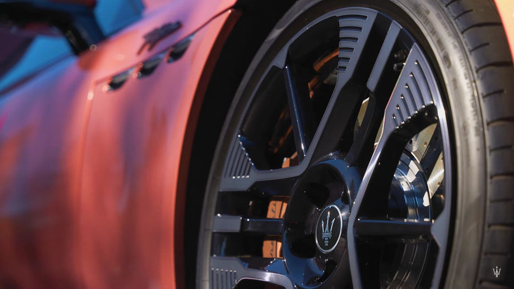 Maserati saca de paseo su electrizante GranTurismo Folgore 2 Motor16 Maserati GranTurismo Folgore. Imagen detalle llanta.