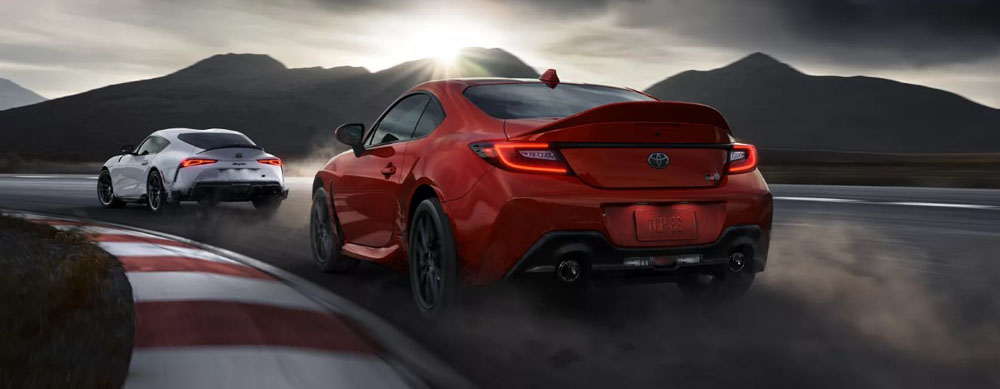 Toyota GR86 y Toyota GR Supra
