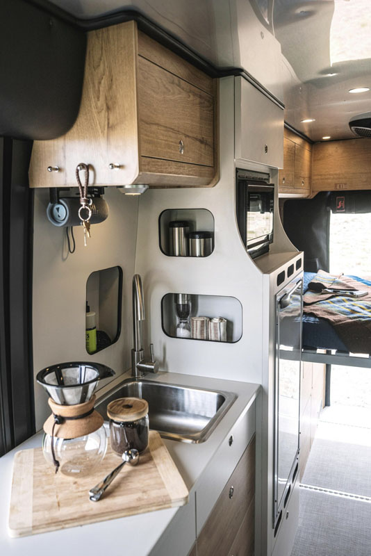 2023 Airstream Rangeline 13 Motor16