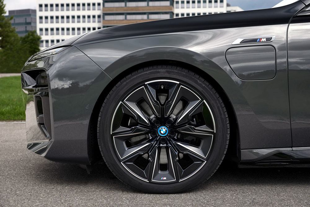 Llegan nuevas mecánicas al BMW Serie 7. Una de ellas diésel 36 Motor16 2023 BMW Serie 7 13 Motor16