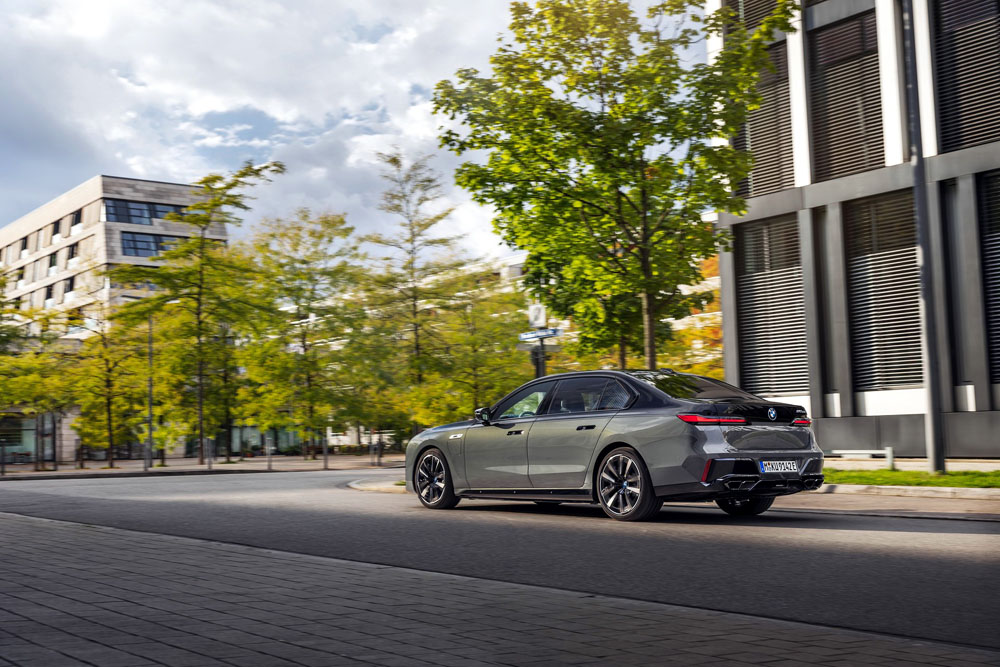 Llegan nuevas mecánicas al BMW Serie 7. Una de ellas diésel 20 Motor16 2023 BMW Serie 7 25 Motor16