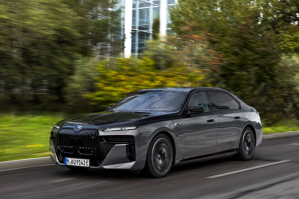 Llegan nuevas mecánicas al BMW Serie 7. Una de ellas diésel 24 Motor16 2023 BMW Serie 7 28 1 Motor16