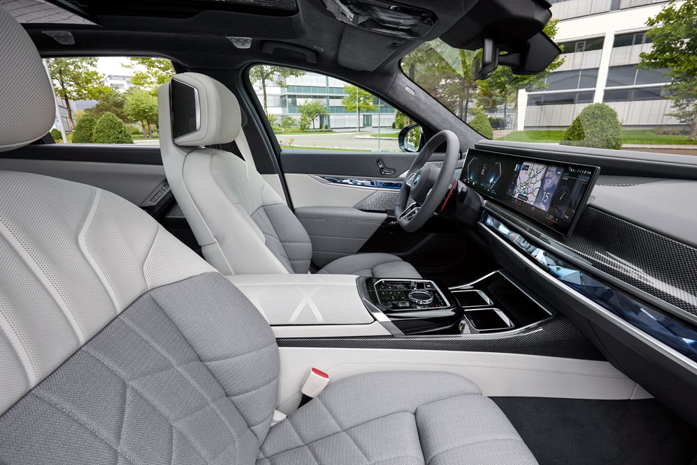 Llegan nuevas mecánicas al BMW Serie 7. Una de ellas diésel 38 Motor16 2023 BMW Serie 7 46 Motor16