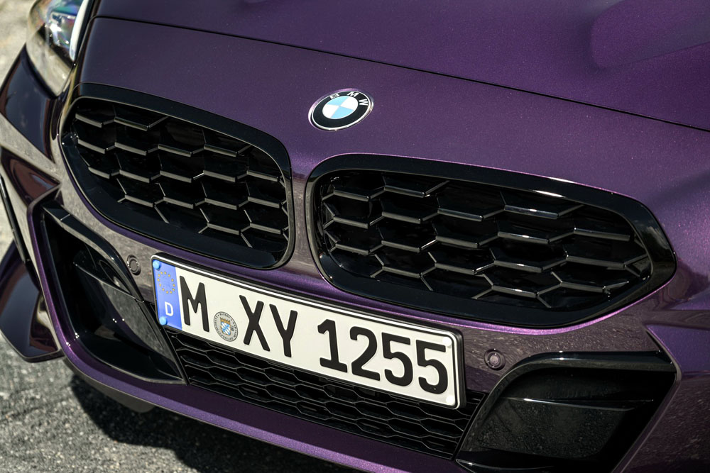 BMW Z4 M40i 2023. Imagen parrilla.