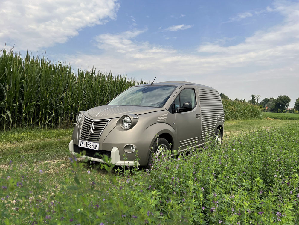 El 2CV más funcional regresa al Siglo XXI sobre la base de un Berlingo 3 Motor16 2023 Citroen 2CV Berlingo Fourgonette 1 Motor16
