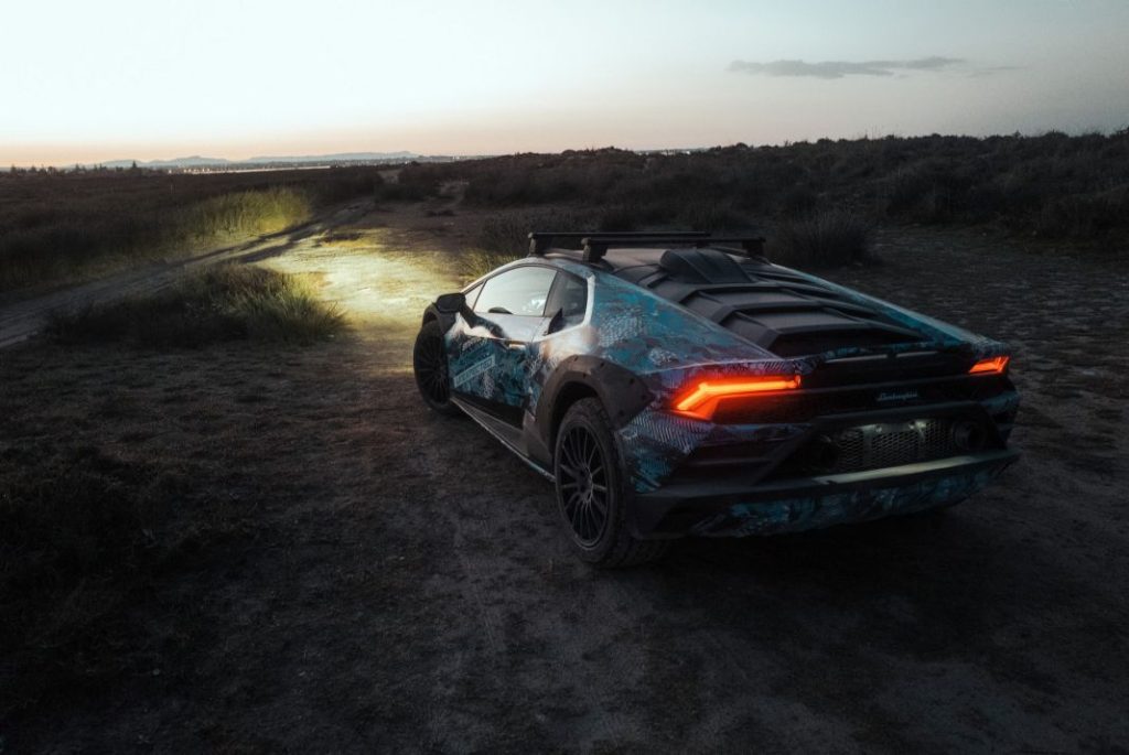 El Lamborghini Huracán más aventurero vuelve a salir al campo 9 Motor16 2023 Lamborghini Huracan Sterrato 8 Motor16