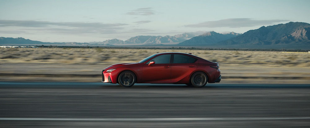 Lexus actualiza su sensacional IS, incluido el 500 F Sport con su V8 9 Motor16 2023 Lexus IS 4 1 Motor16