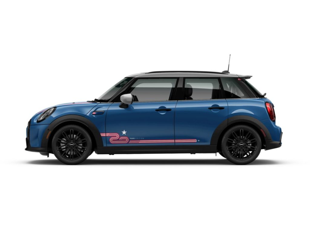 Mini celebra sus 20 años en EE.UU. con estos exclusivos Cooper S 14 Motor16 2023 MINI Cooper S 20 Years 11 Motor16