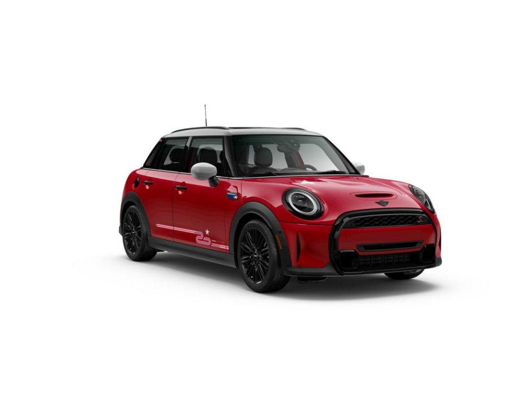 Mini celebra sus 20 años en EE.UU. con estos exclusivos Cooper S 6 Motor16 2023 MINI Cooper S 20 Years 3 Motor16