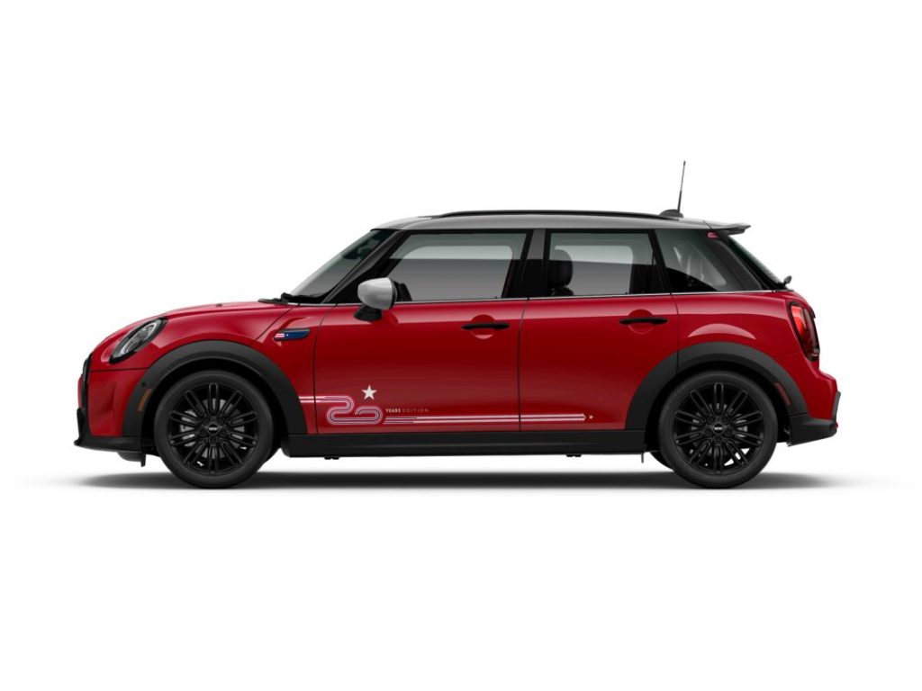 Mini celebra sus 20 años en EE.UU. con estos exclusivos Cooper S 8 Motor16 2023 MINI Cooper S 20 Years 5 Motor16