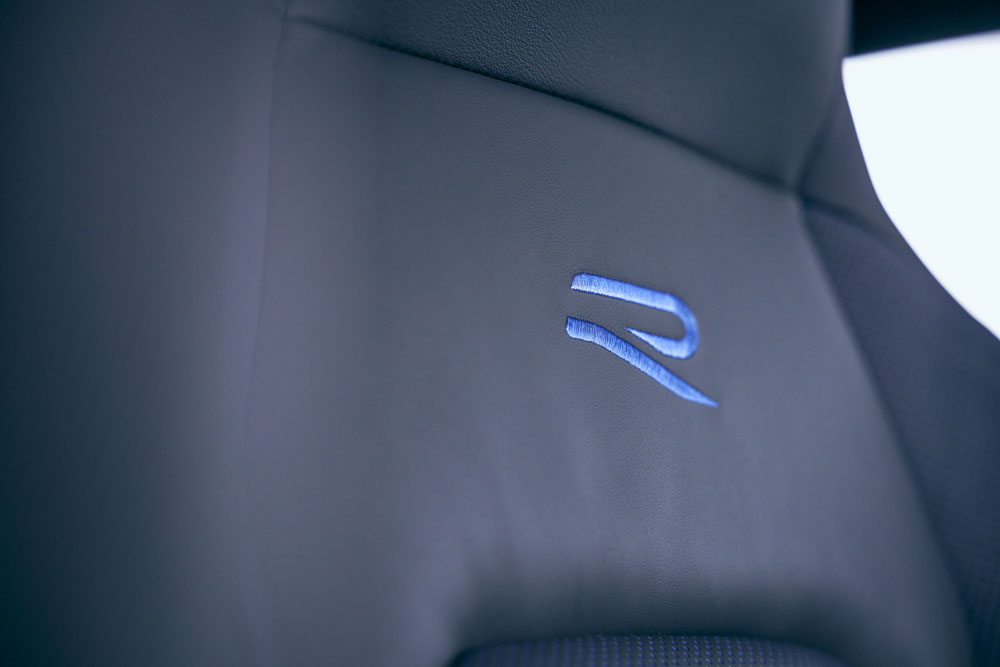 El Volkswagen Golf R 20 Aniversario pisa suelo americano 32 Motor16 2023 VW Golf R 20th Anniversary Edition US 18 Motor16