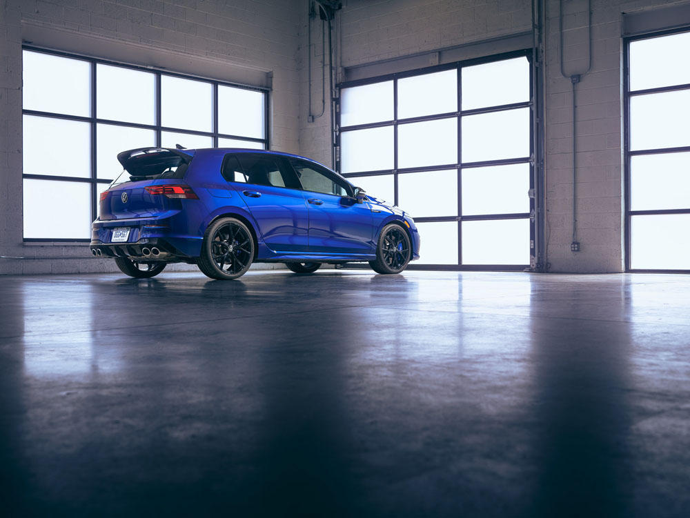 El Volkswagen Golf R 20 Aniversario pisa suelo americano 15 Motor16 2023 VW Golf R 20th Anniversary Edition US 47 Motor16