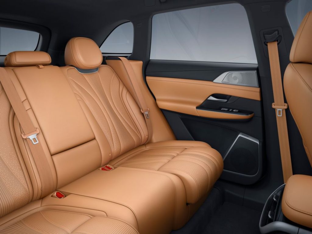 Xpeng G9: un nuevo SUV eléctrico con supercargador incorporado 27 Motor16 2023 XPeng G9 16 Motor16