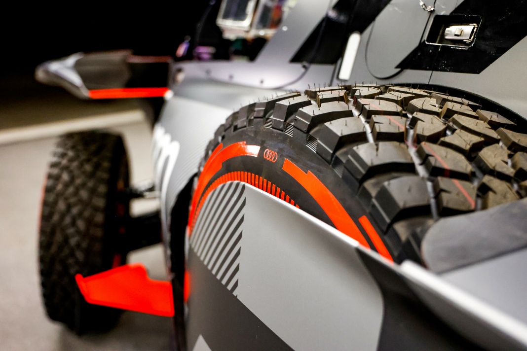 Audi vuelve a soltar a la bestia por el desierto, su presa: el Dakar 19 Motor16 A224532 medium Motor16