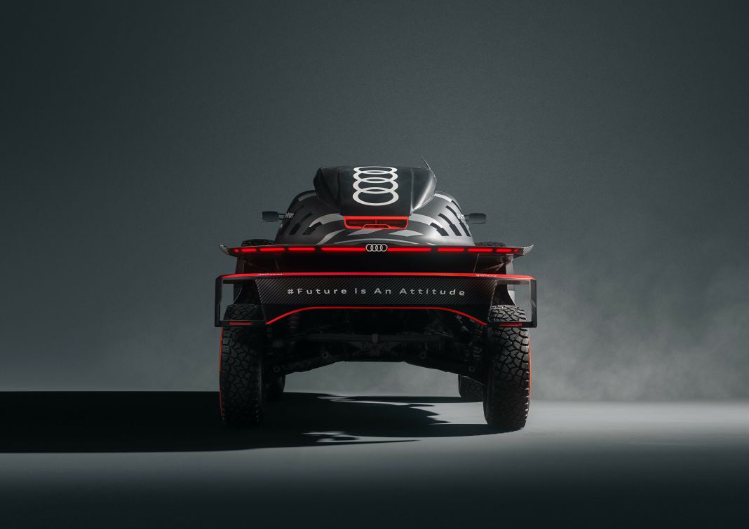 Audi vuelve a soltar a la bestia por el desierto, su presa: el Dakar 15 Motor16 A224544 medium Motor16