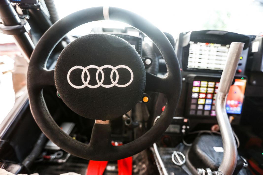 Audi vuelve a soltar a la bestia por el desierto, su presa: el Dakar 9 Motor16 A224571 medium Motor16