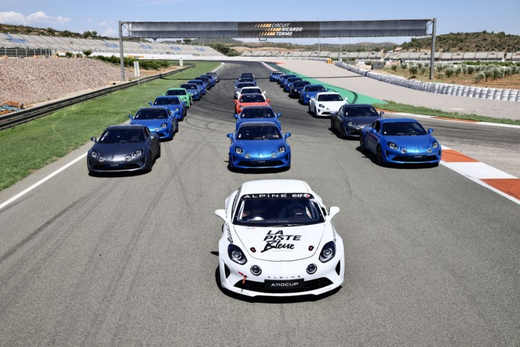 Los fans de Alpine se citan en Cheste 4 Motor16 Alpine Piste Bleue Cheste4 Motor16