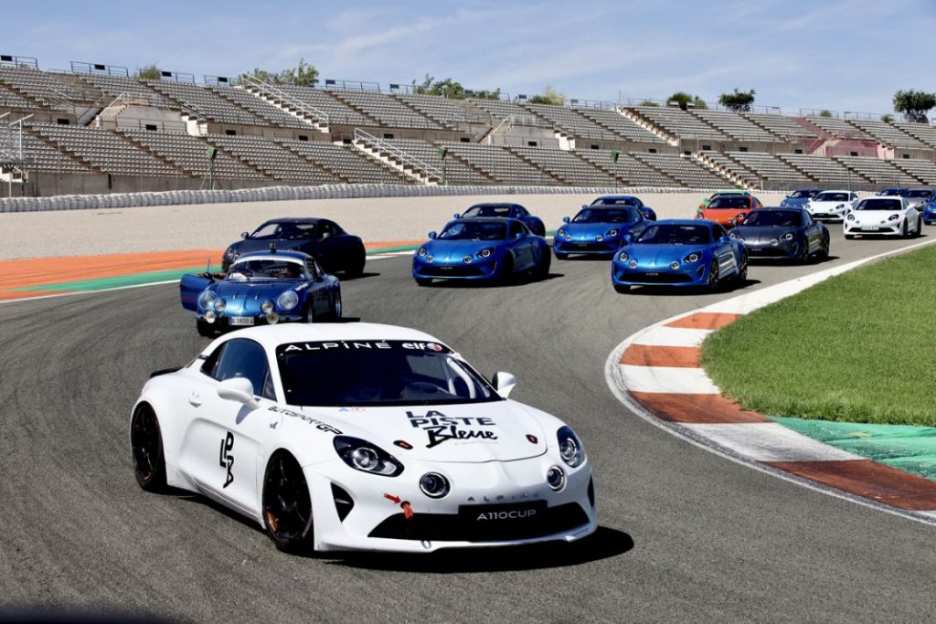 Los fans de Alpine se citan en Cheste 1 Motor16 Alpine Piste Bleue Cheste5 Motor16