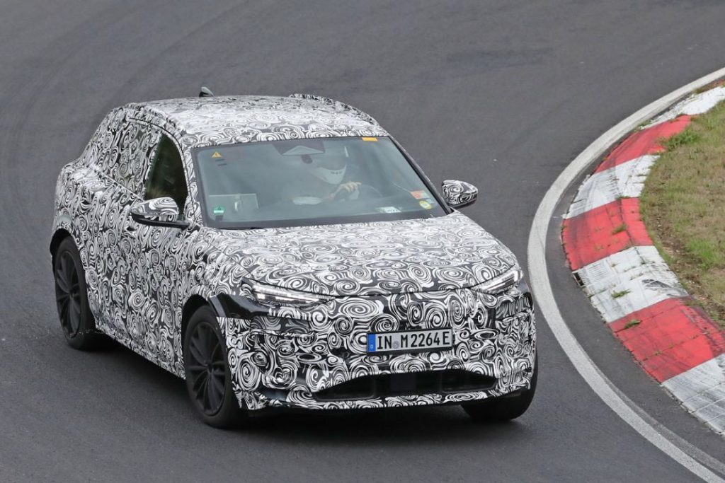 El Audi Q6 e-tron más radical ya está en Nürburgring 20 Motor16 Audi RS Q6 e tron 17 Motor16