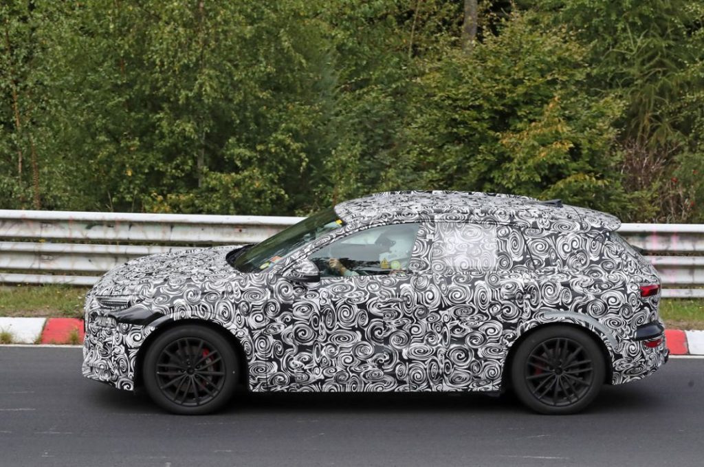 El Audi Q6 e-tron más radical ya está en Nürburgring 12 Motor16 Audi RS Q6 e tron 9 Motor16