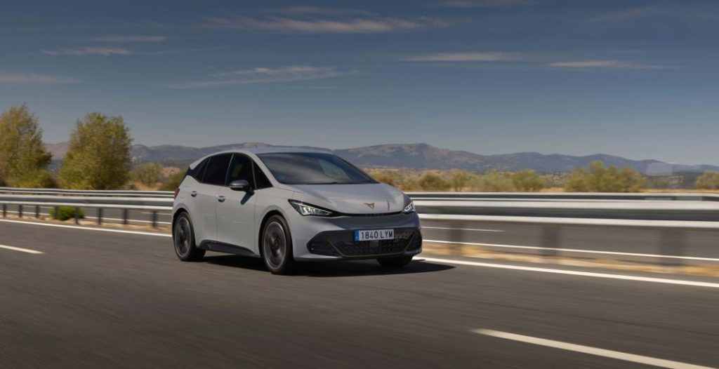 Más lejos y más rápido con el nuevo Cupra Born 22 Motor16 CUPRA Born e Boost Battery Pack 32 low Motor16