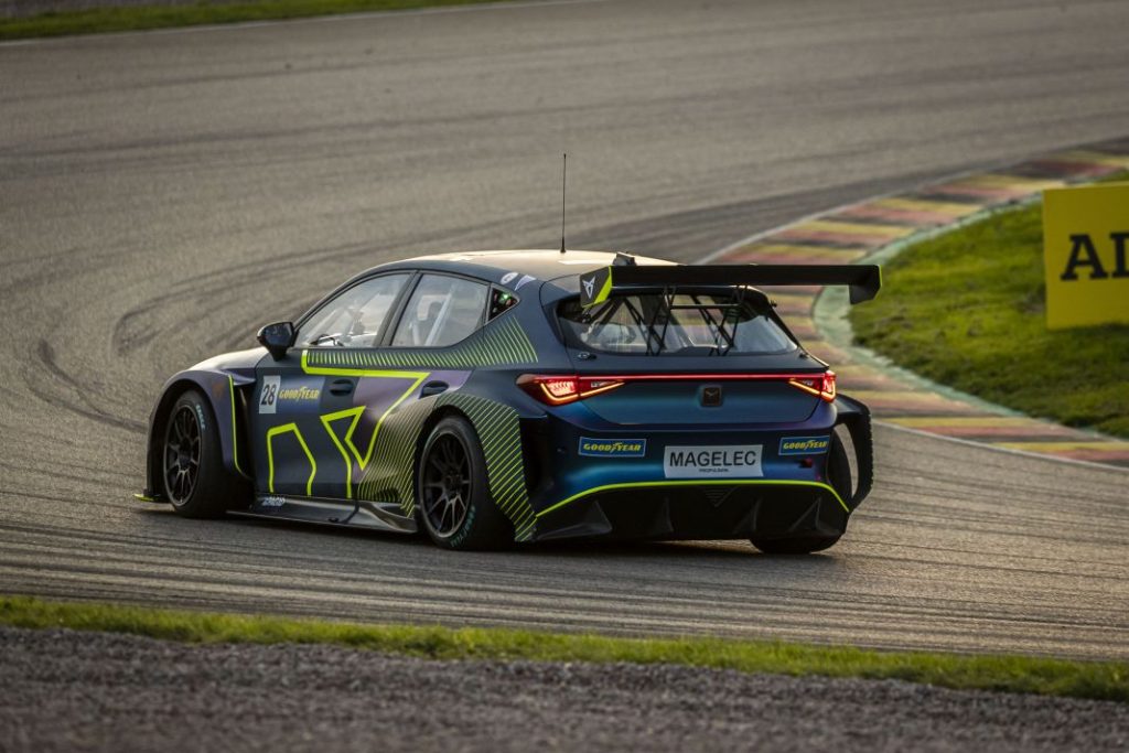 Cupra E-Racer Campeón del Mundo, abre las puertas de la competición a los eléctricos 1 Motor16 Cupra e-Racer