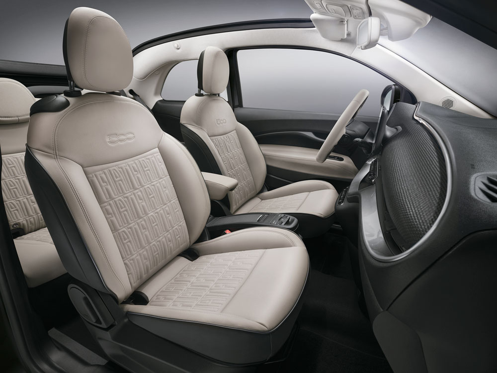 Fiat 500 'la Prima by Bocelli': con banda sonora de serie 7 Motor16 Fiat 500 la Prima by Bocelli 5 Motor16