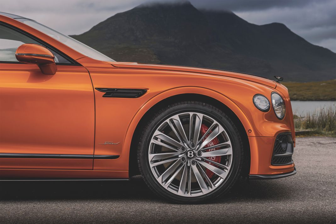 Bentley Fliying Spur Speed, cuando la esencia del lujo y la conducción viajan de la mano 14 Motor16 FlyingSpurSpeed 5 Motor16
