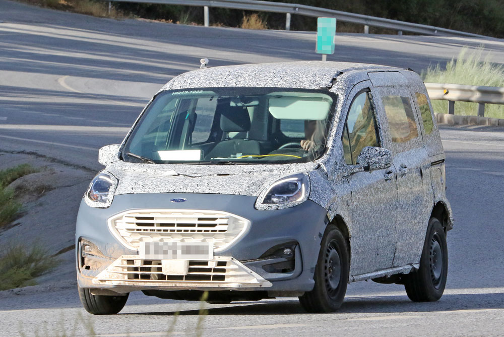 Ford Transit Courier 3 Motor16