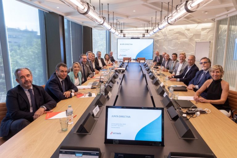 Anfac y Sernauto piden un plan de choque para la industria del automóvil 1 Motor16 El plan de choque para la industria se pidió durante la reunión de la Junta Directiva de Sernauto.
