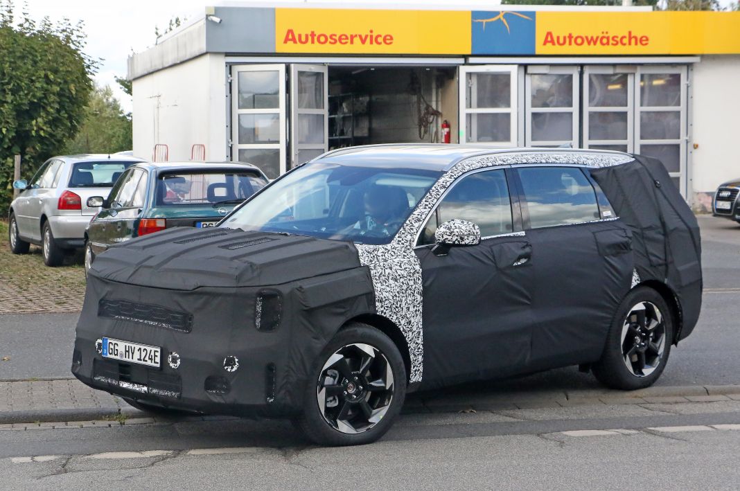 La nueva cara del Kia Sorento 13 Motor16 Kia Sorento facelift 11 Motor16