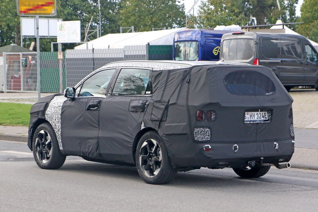 La nueva cara del Kia Sorento 17 Motor16 Kia Sorento facelift 15 Motor16