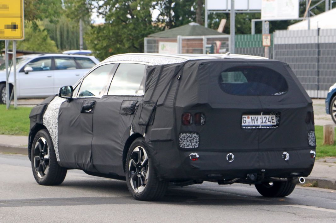 La nueva cara del Kia Sorento 18 Motor16 Kia Sorento facelift 16 Motor16