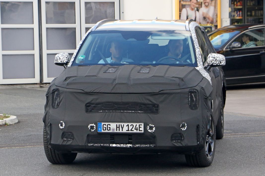 La nueva cara del Kia Sorento 7 Motor16 Kia Sorento facelift 5 Motor16