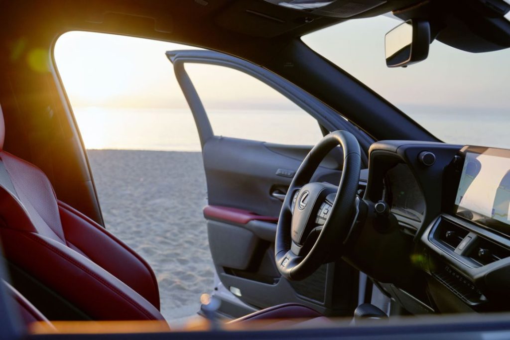 La cantante Joy Crookes, nueva cara del Lexus UX 10 Motor16 Lexus UX2 Motor16