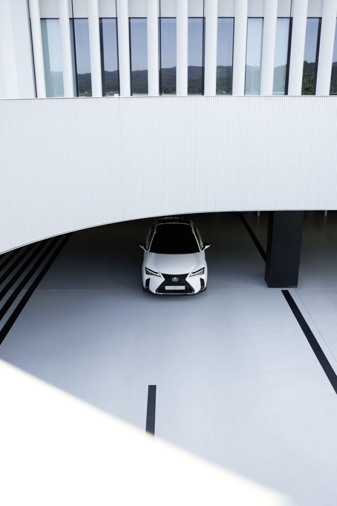 La cantante Joy Crookes, nueva cara del Lexus UX 12 Motor16 Lexus UX4 Motor16
