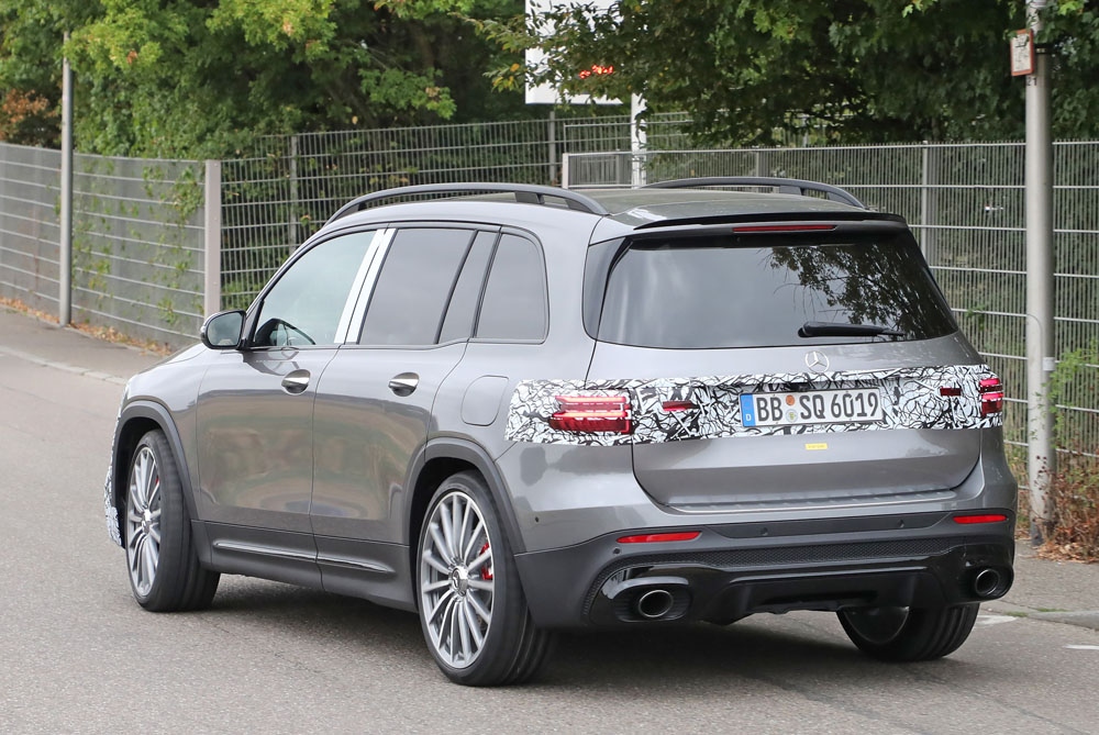 Mercedes-AMG GLB 35: la versión deportiva también se actualiza 1 Motor16 Mercedes AMG GLB35 facelift 14 Motor16