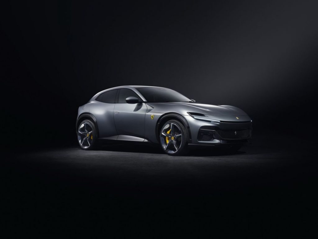 El Ferrari Purosangue llega a Noruega para perturbar la paz de sus eléctricos 1 Motor16 Motor16Ferrari Purosangue SUV 15 Motor16