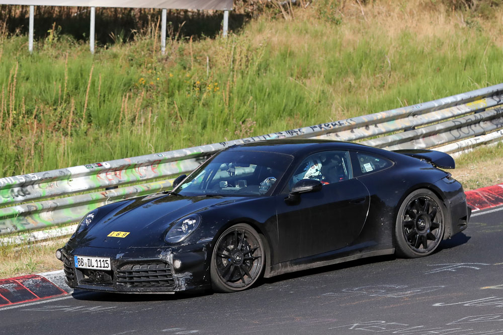 PORSCHE 911 GTS HIBRIDO 5 Motor16