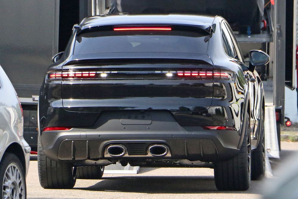 Porsche Cayenne: estreno inminente 5 Motor16 Porsche Cayenne Coupe Turbo GT facelift 3 Motor16